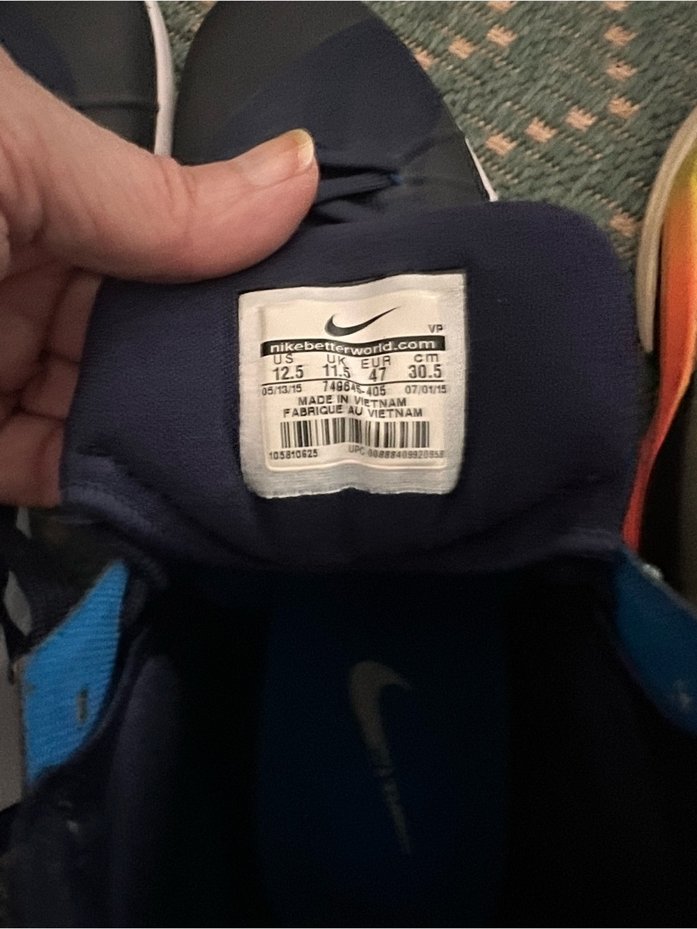 Nike Hyperdunks - Picture 3 of 4